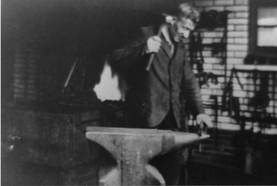 Dekker, Berend H.G. - Eelde - Hoofdweg 107 (1955-1965)