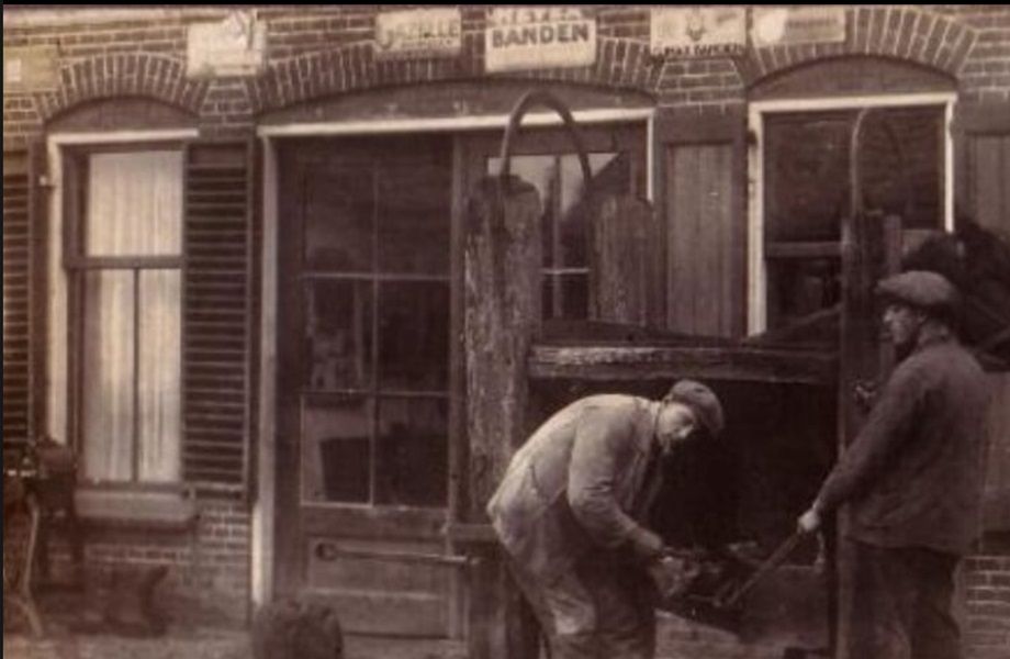 Nijensleek - Paalman - Hoofdweg 124 (ca. 1933) Bron: Fledderkerspel.nl