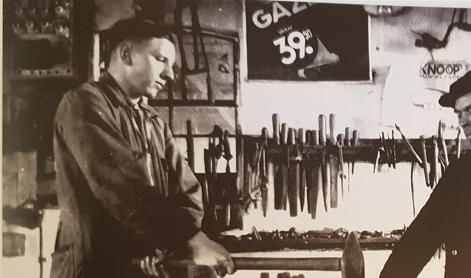 Regien, Jan (links) en Klaas -Anderen 1936